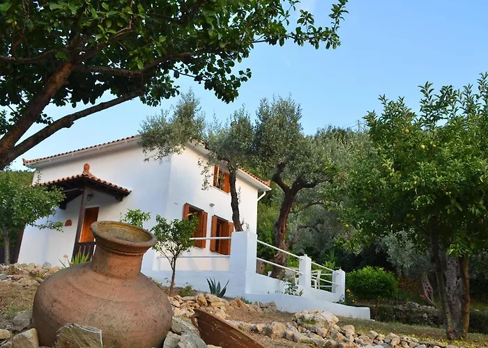 Kalokairi Skopelos Town