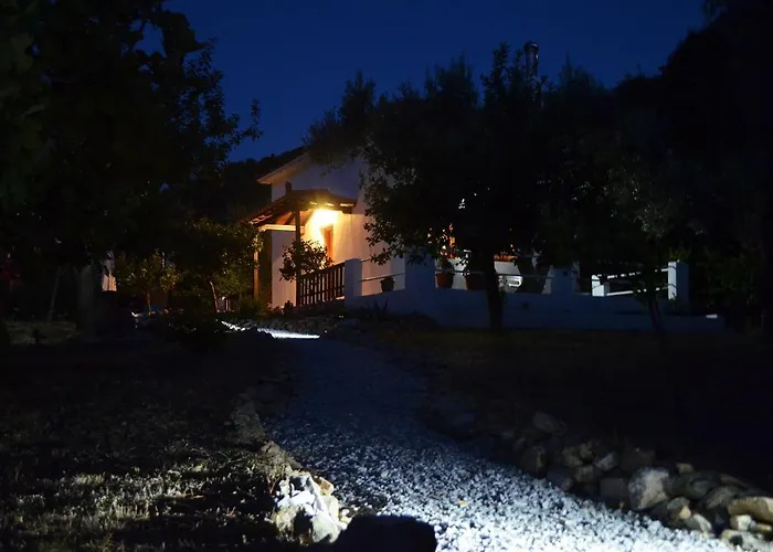 Kalokairi Skopelos Town