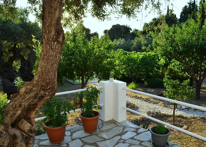 Kalokairi Skopelos Town