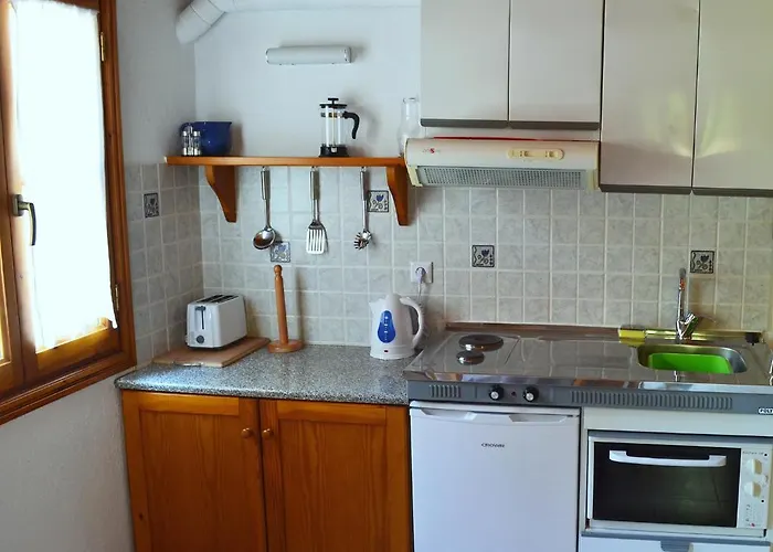 Kalokairi Skopelos Town