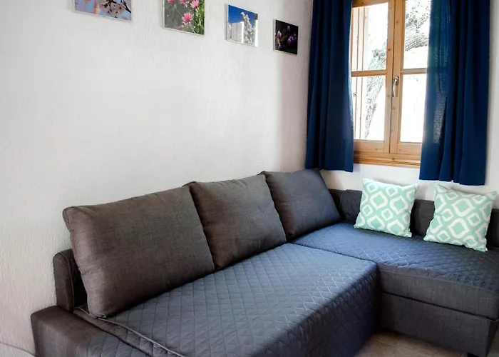 Kalokairi * Skopelos Town